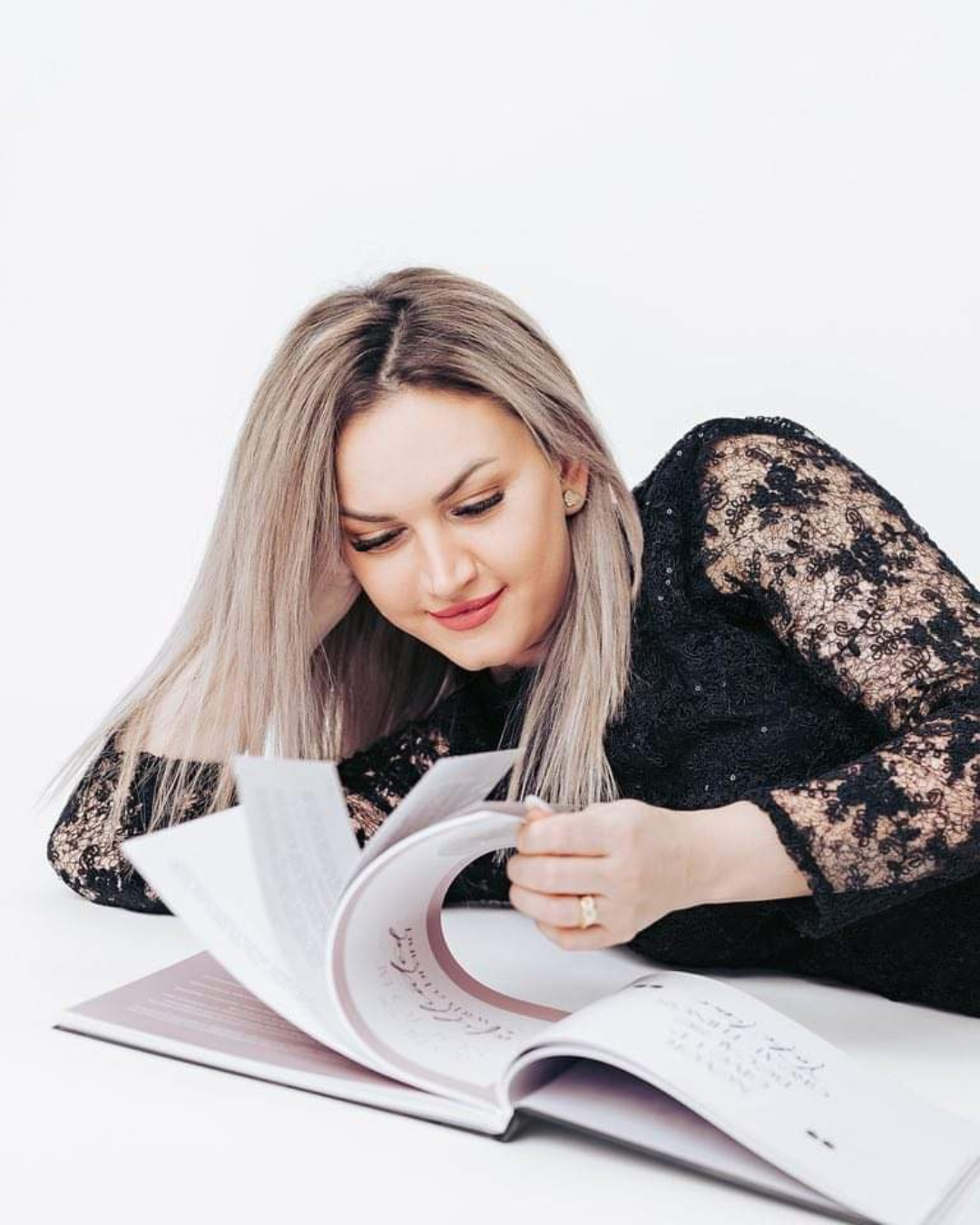The Secrets of a Successful Nail Trainer BOOK + FREE Minicourses